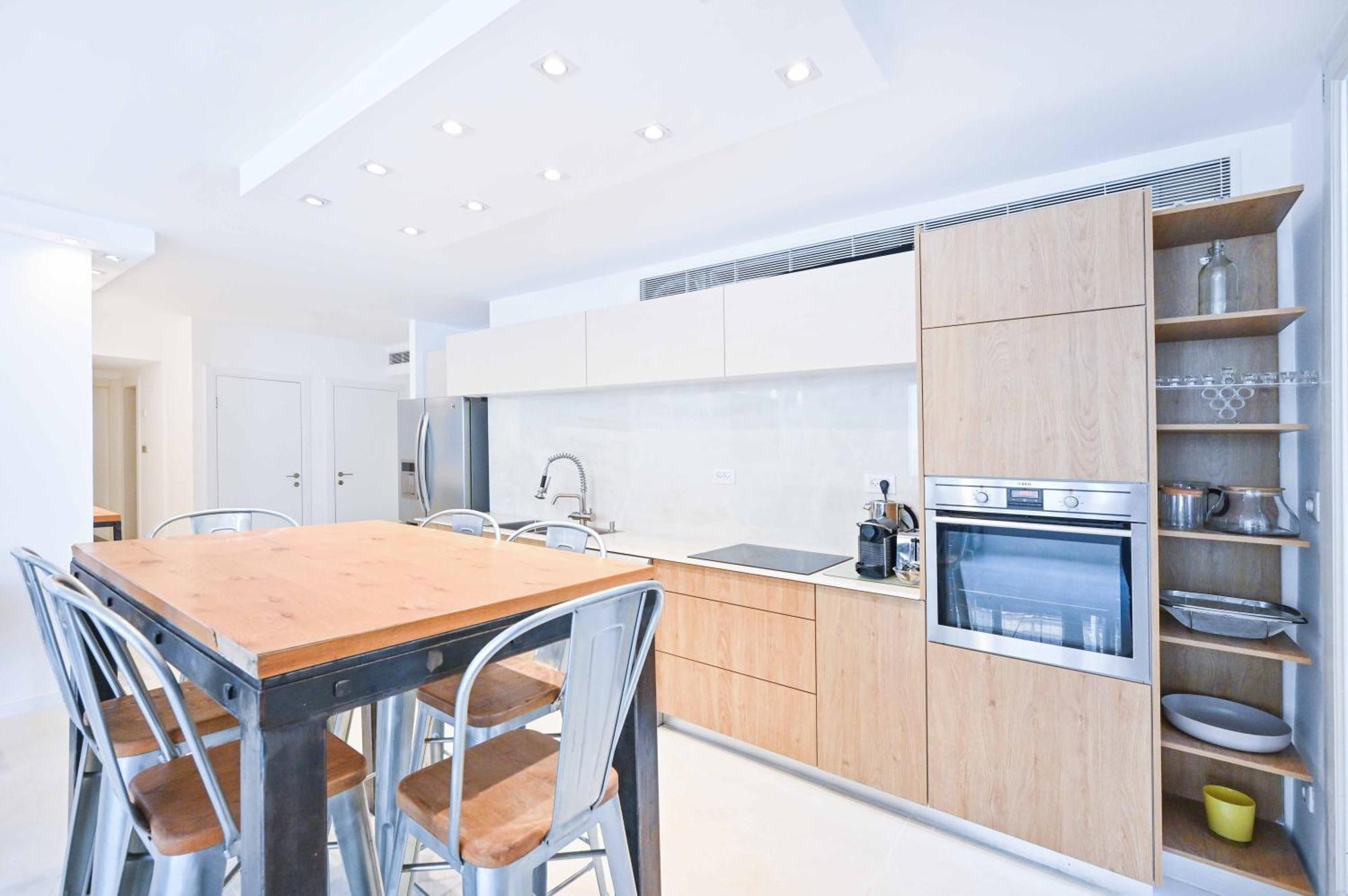 Heaven Garden 3br In Neve Tsedek By Holyguest *